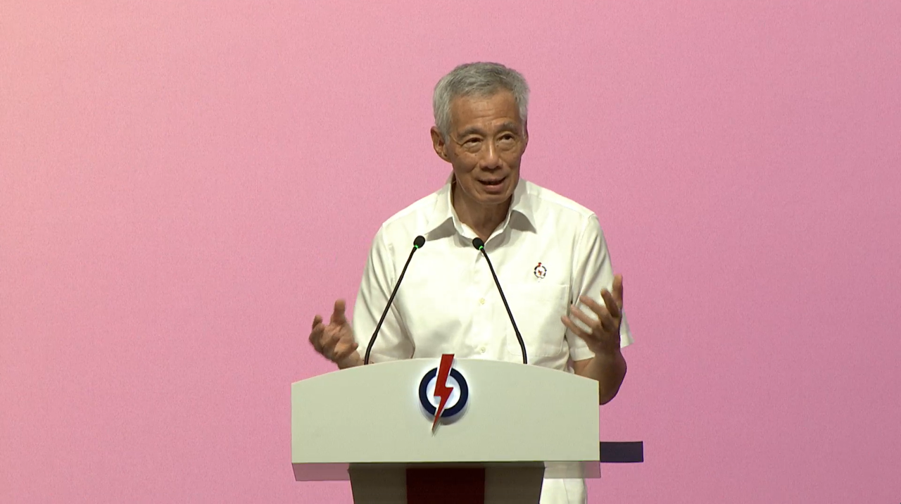Perdana Menteri Singapura, Lee Hsien Loong, akan menyerahkan kepimpinan  kepada Heng Swee Keat sebelum pemilihan umum berikutnya.