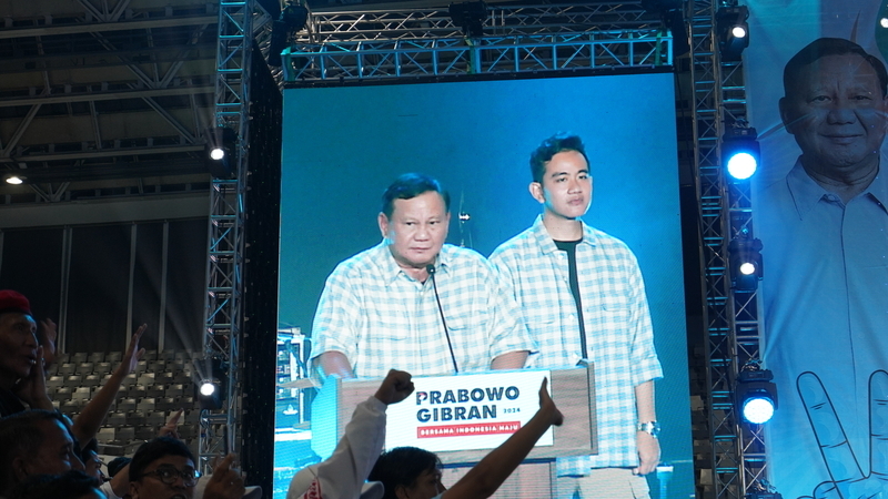 Memenangi pilihan raya umum Indonesia Prabowo telah menindas pergerakan demokrasi, dan terdapat banyak kontroversi hak asasi manusia