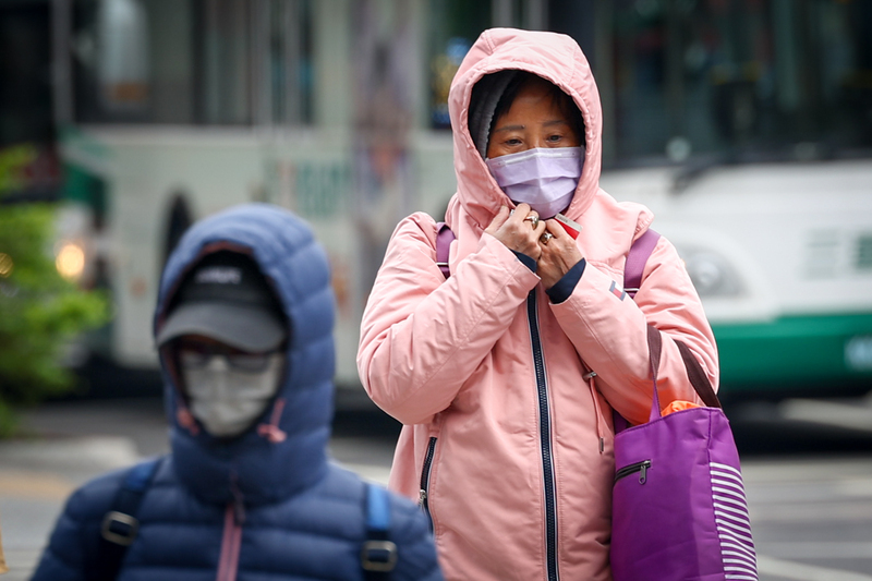 Suhu terendah pagi ini ialah 12.7 darjah di Perbandaran Gongguan, Daerah Miaoli, dan akan ada suhu yang lebih rendah sebelum hari Ahad