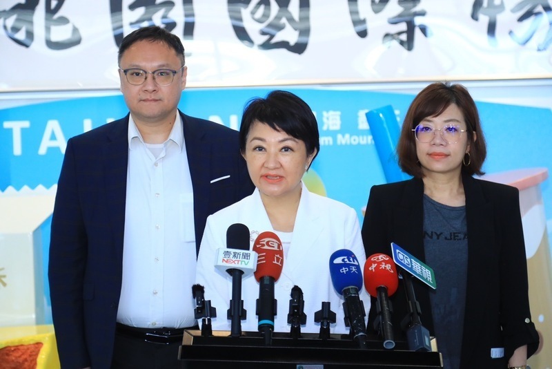 Lu Xiuyan kembali ke Taiwan selepas melawat Singapura yang membuahkan hasil