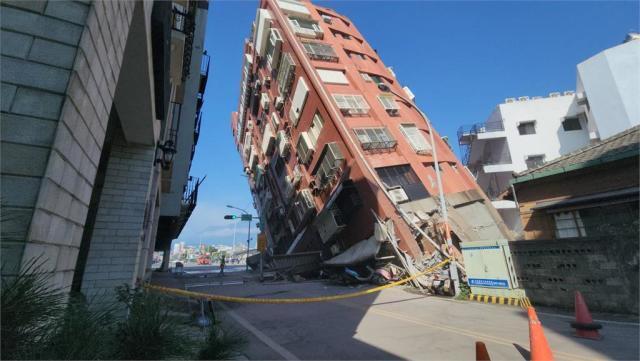 7.2 Gempa SR, Pakar: Kuasa Setara dengan 32 Bom Atom!