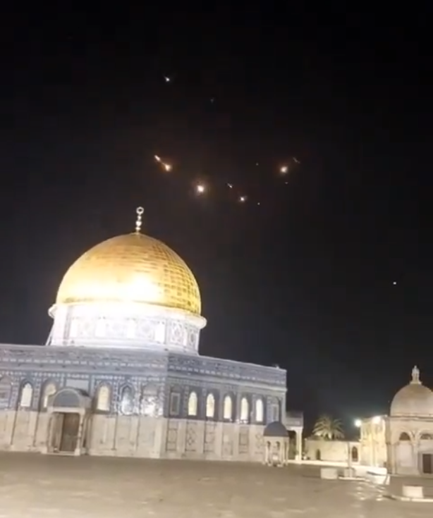 Iran lancar serangan dron ke atas Israel