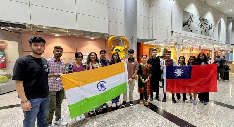 Kumpulan belajar pelajar berbahasa Cina pertama India tiba di Taiwan untuk belajar selama sebulan