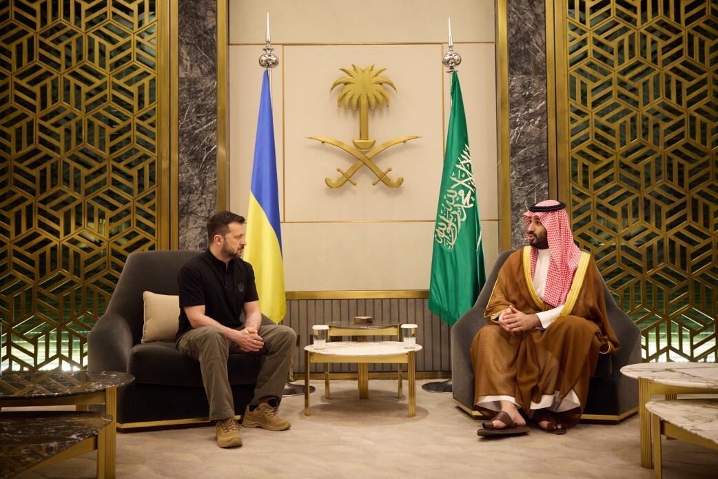 Zelensky Melakukan Kunjungan Mendadak ke Arab Saudi untuk Mencari Sokongan bagi KTT Perdamaian Ukraine