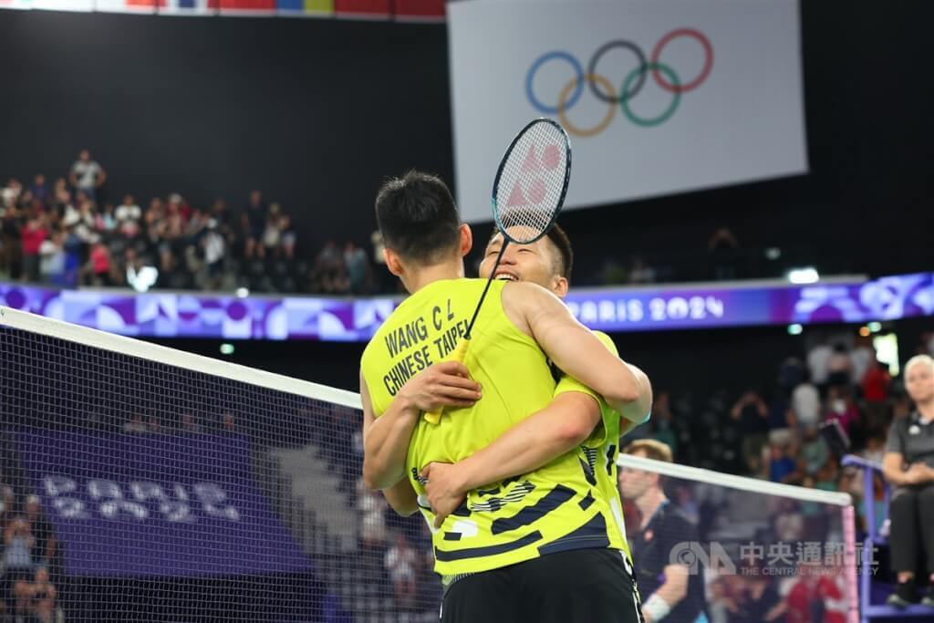 Olimpik Paris / Lee Yang & Wang Chi-lin Layak ke Pertandingan Akhir Olimpik Paris, Sekurang-kurangnya Memenangi Pingat Perak untuk Taiwan