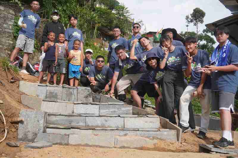 Pasukan dari Universiti Sains dan Teknologi Taiwan Nasional ke Nepal untuk membantu pembinaan denai berjalan kaki di tadika