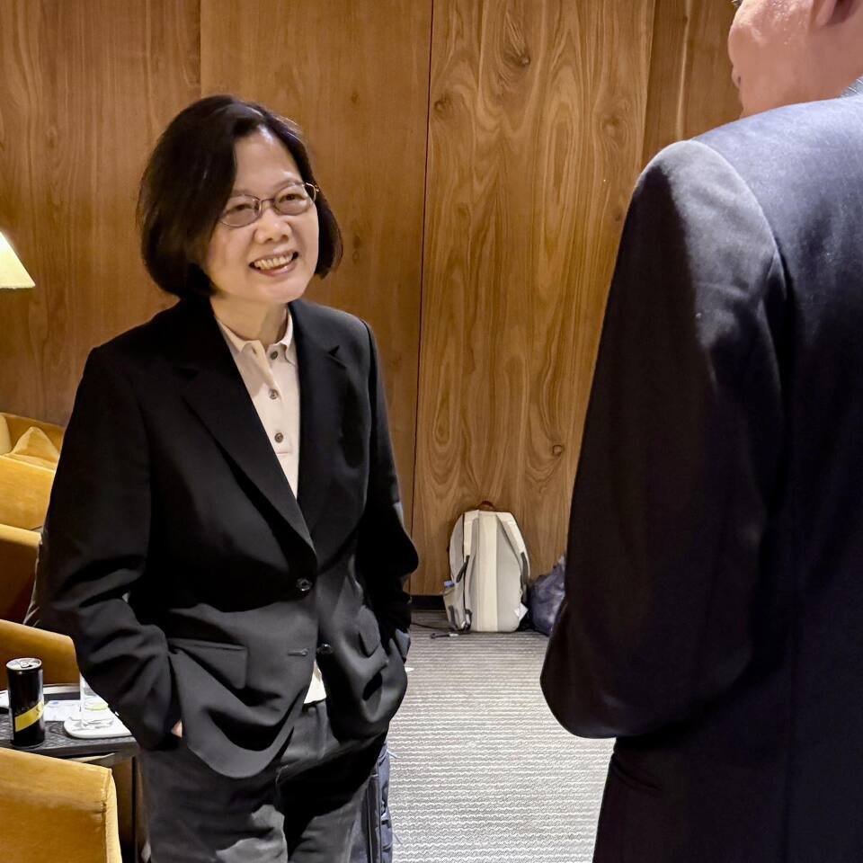 Memulakan Lawatan ke Eropah, Tsai Ing-wen (蔡英文): Menyampaikan Keyakinan Rakyat Taiwan dalam Mempertahankan Demokrasi dan Kebebasan
