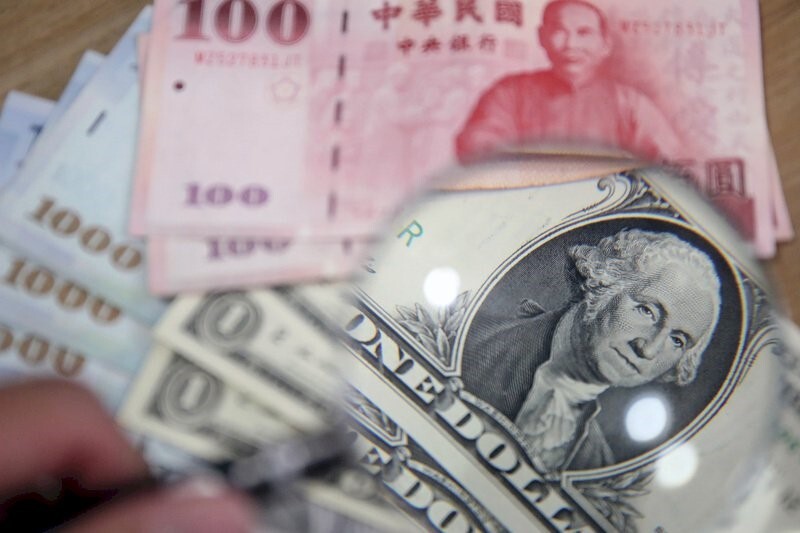 AS menunjukkan kekuatan yang ketara, sementara dolar Taiwan (NTD) telah mengalami penurunan selama tiga hari berturut-turut, mencatatkan paras terendah dalam tiga bulan.