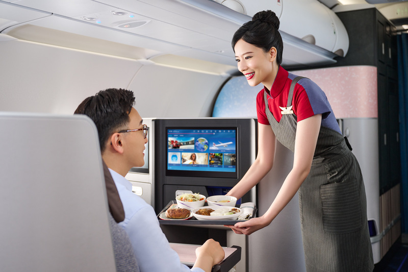 China Airlines telah dianugerahkan penghormatan syarikat penerbangan lima bintang terbaik di dunia selama 9 tahun berturut-turut