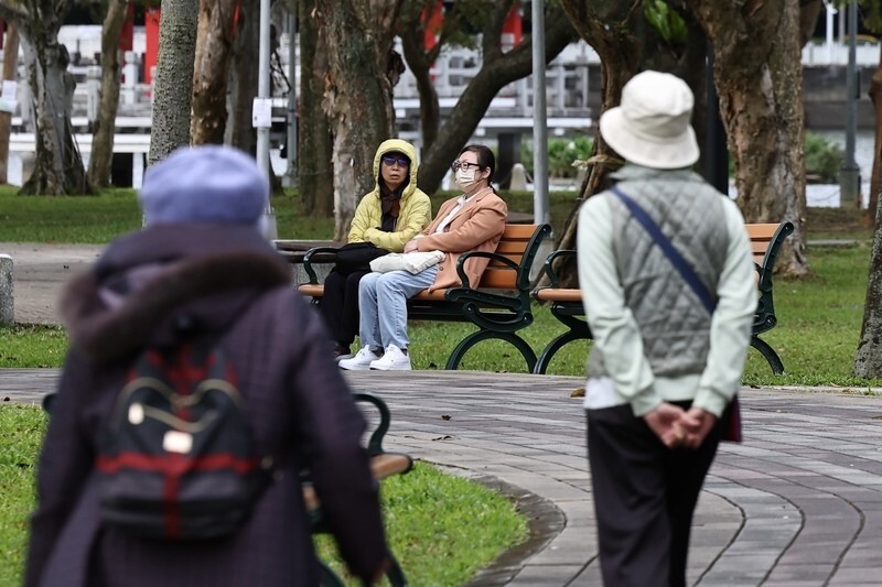 Kesejukan Semakin Meningkat dengan Hujan Sementara di Kawasan Berangin