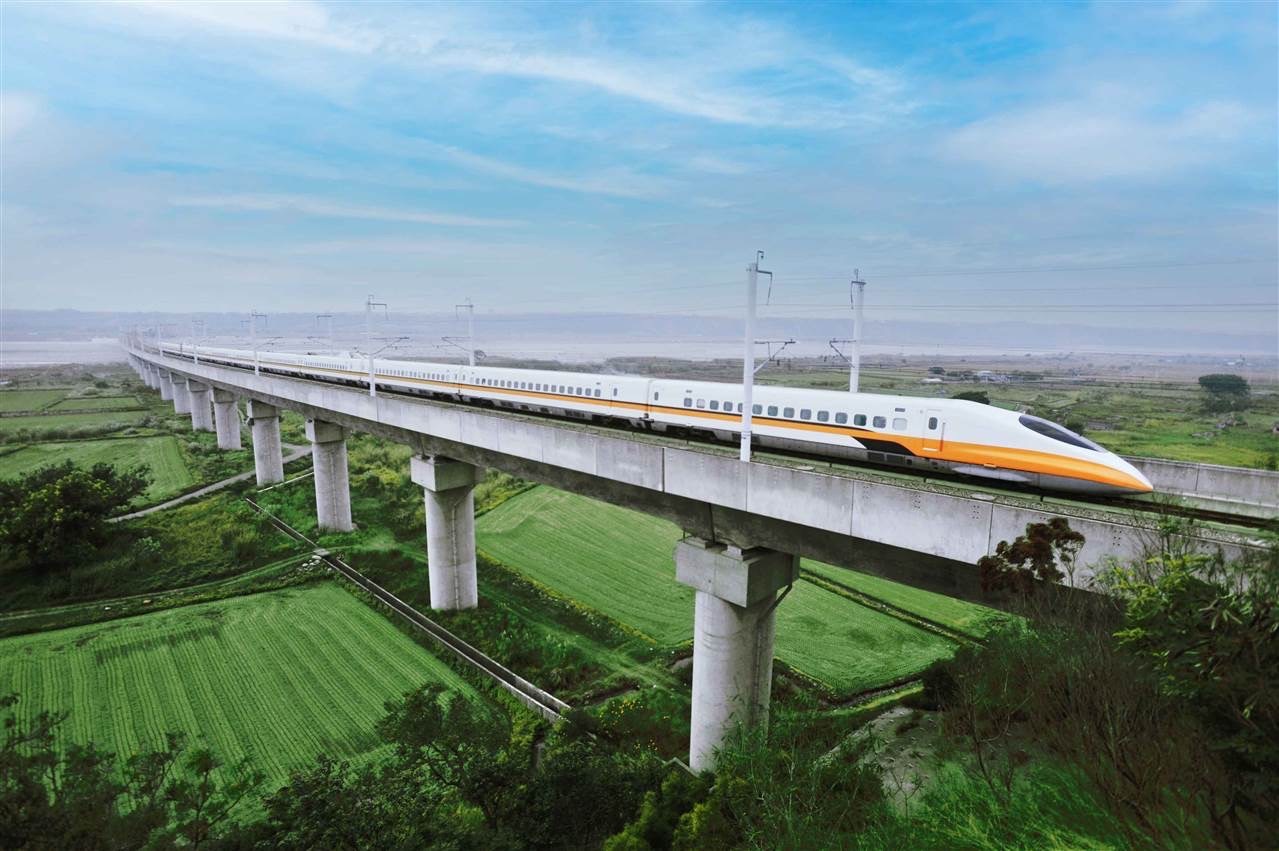 Taiwan High Speed Rail (THSR) berjaya meraih kedudukan No.5 dalam senarai 100 Syarikat Lestari Terbaik Dunia dan memenangi dua gelaran juara sekaligus.