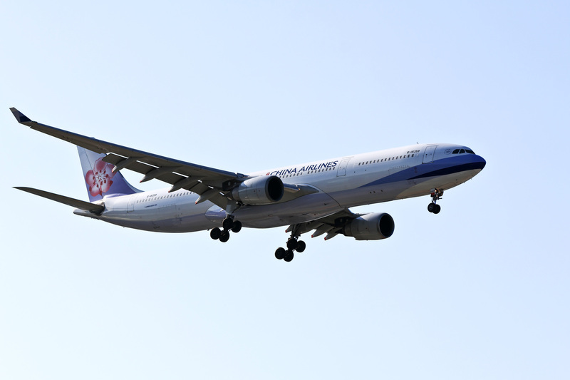 Pesawat China Airlines Taiwan Mendarat di Landasan yang Salah di Busan