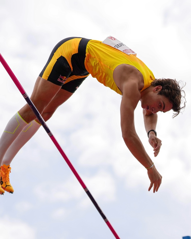 6.28 Meter!  Armand 'Mondo' Duplantis dari Sweden  Pecah Rekod Dunia Lompat Bergalah